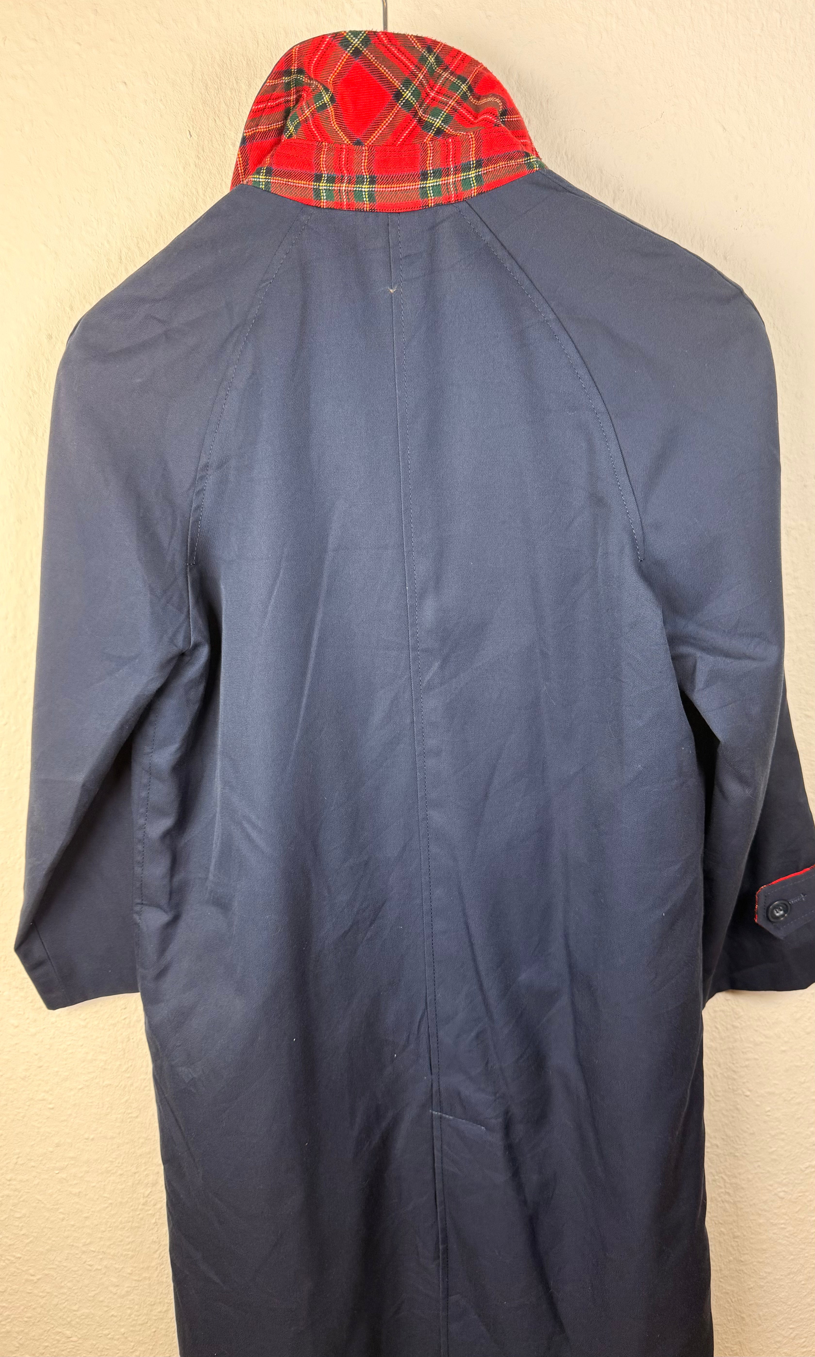 Vintage Village Gate Trenchcoat (9)