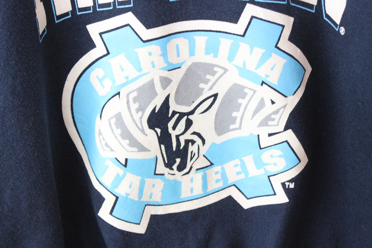 Vintage North Carolina Tar Heels Sweatshirt (M)