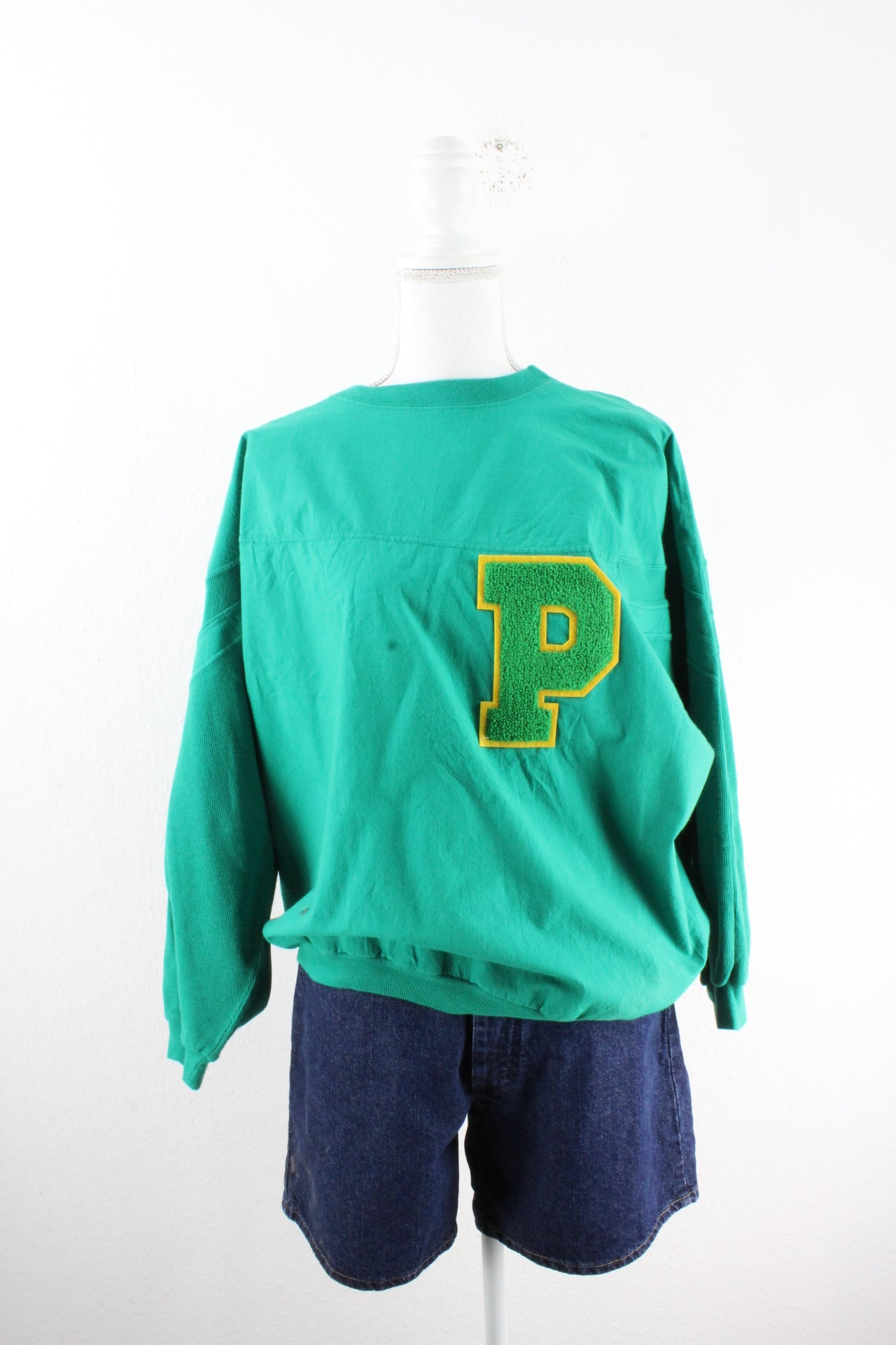 Vintage P Sweatshirt (L) - Vintage & Rags Online
