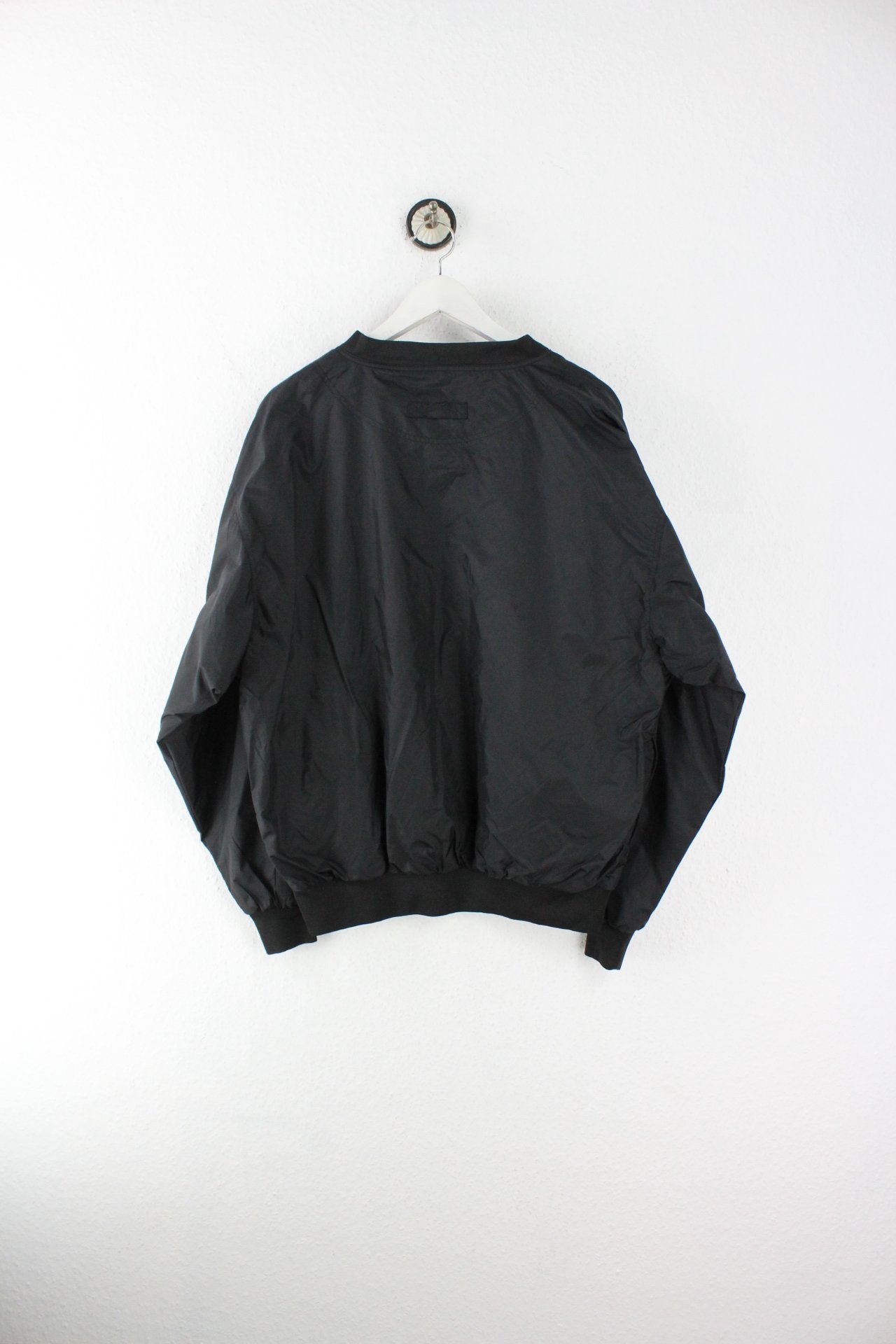 Vintage 2002 Windbreaker (M) Vintage & Rags