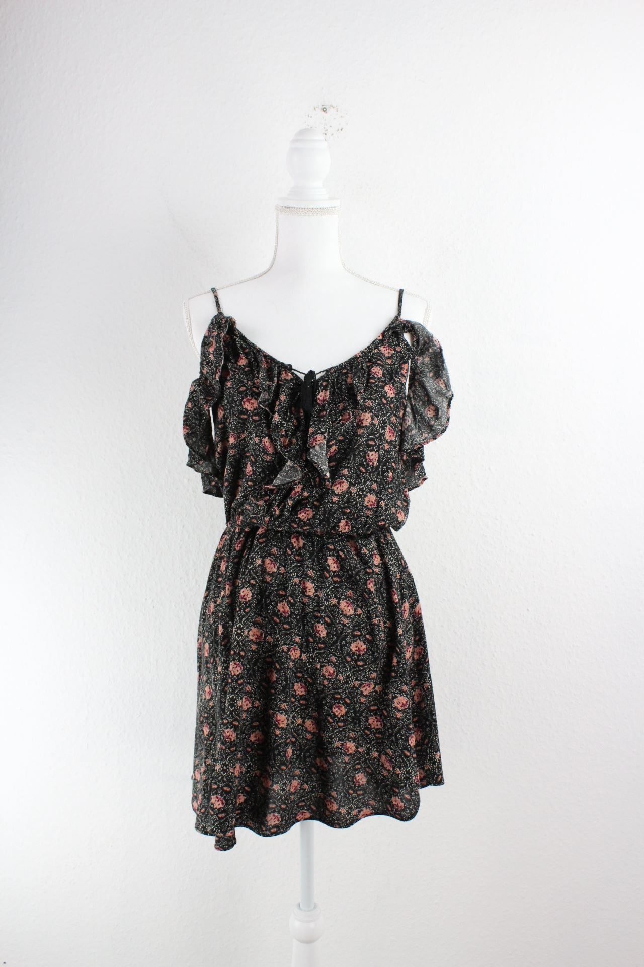 Vintage Black Flower Dress (S) Vintage & Rags