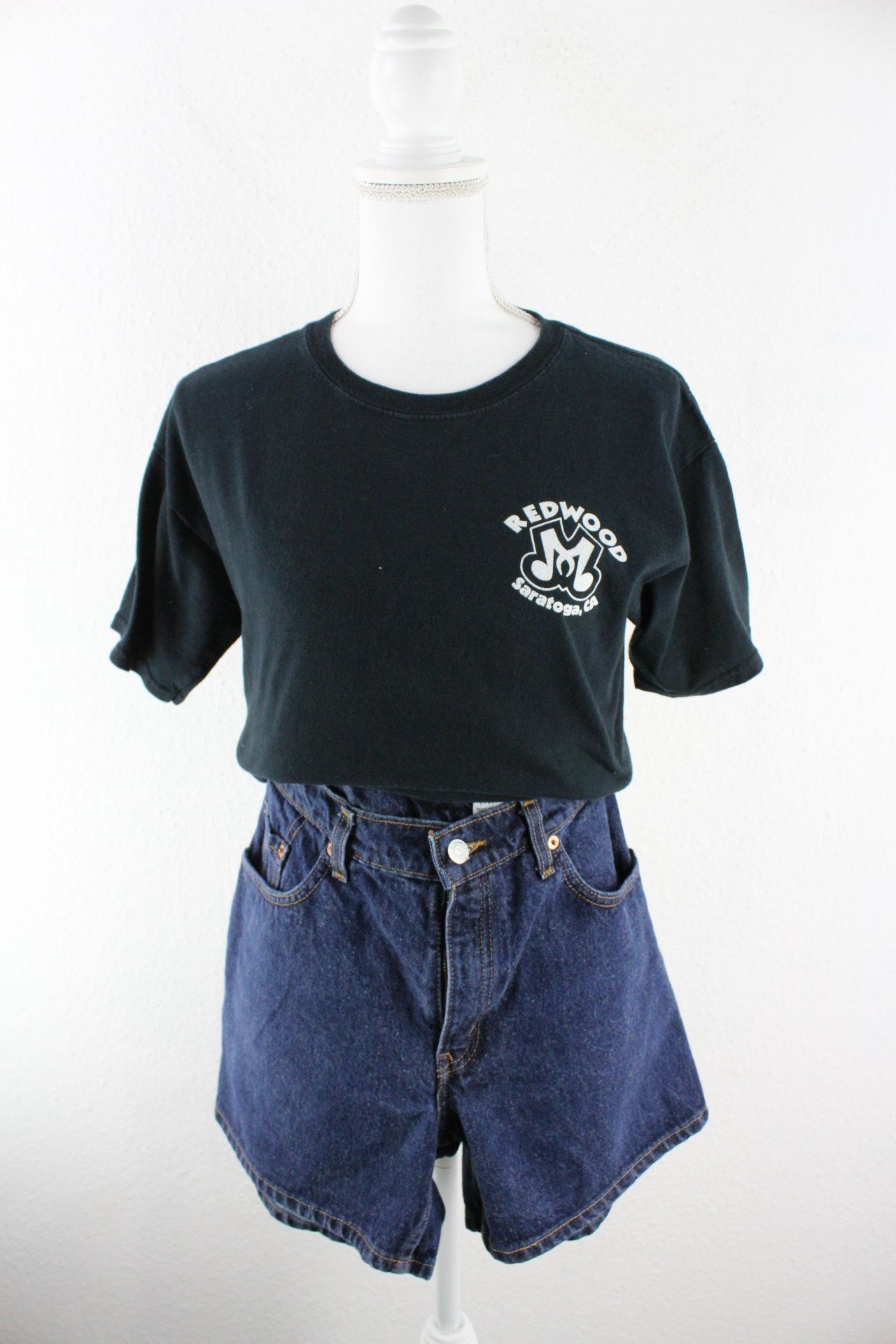 Vintage Black Redwood T-Shirt (M) Vintage & Rags