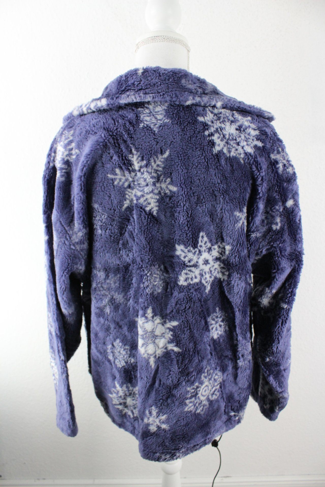 Vintage Blue Snowflake Jacket (XL) Vintage & Rags