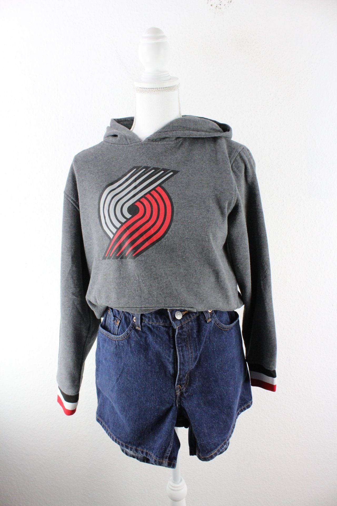 Vintage Grey NBA Hoodie (M) Vintage & Rags