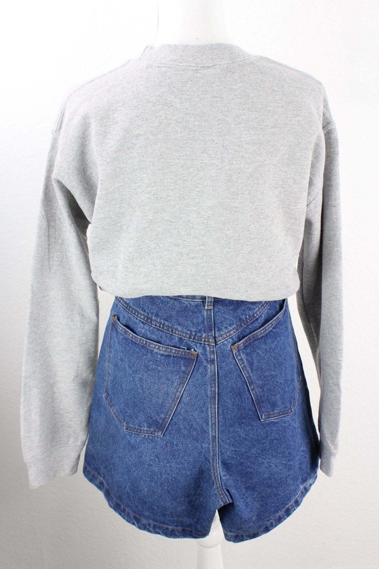Vintage Grizly Cubs Sweatshirt (L) Vintage & Rags
