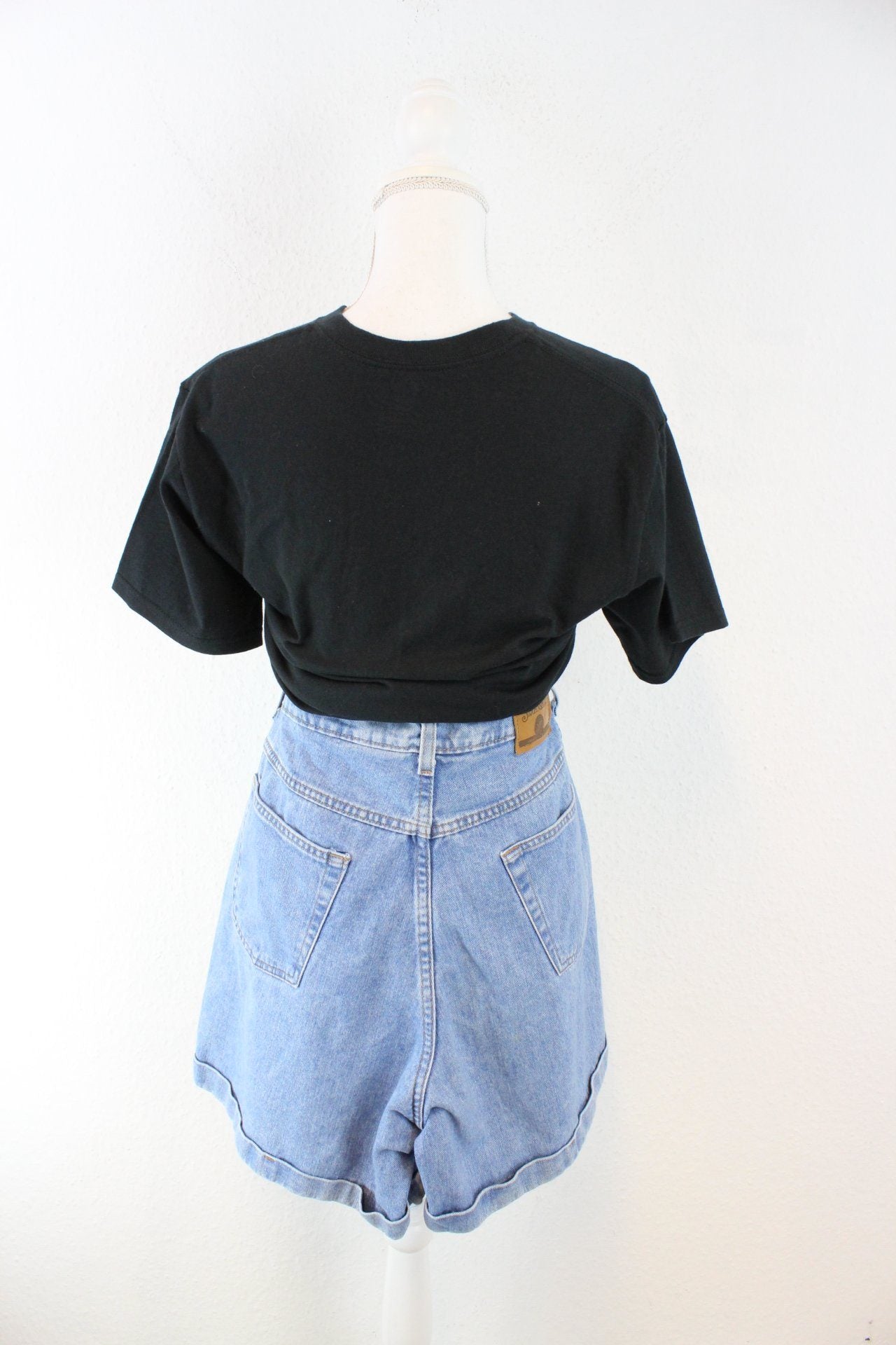 Vintage Hanes Evergreen T-Shirt (XS) Vintage & Rags