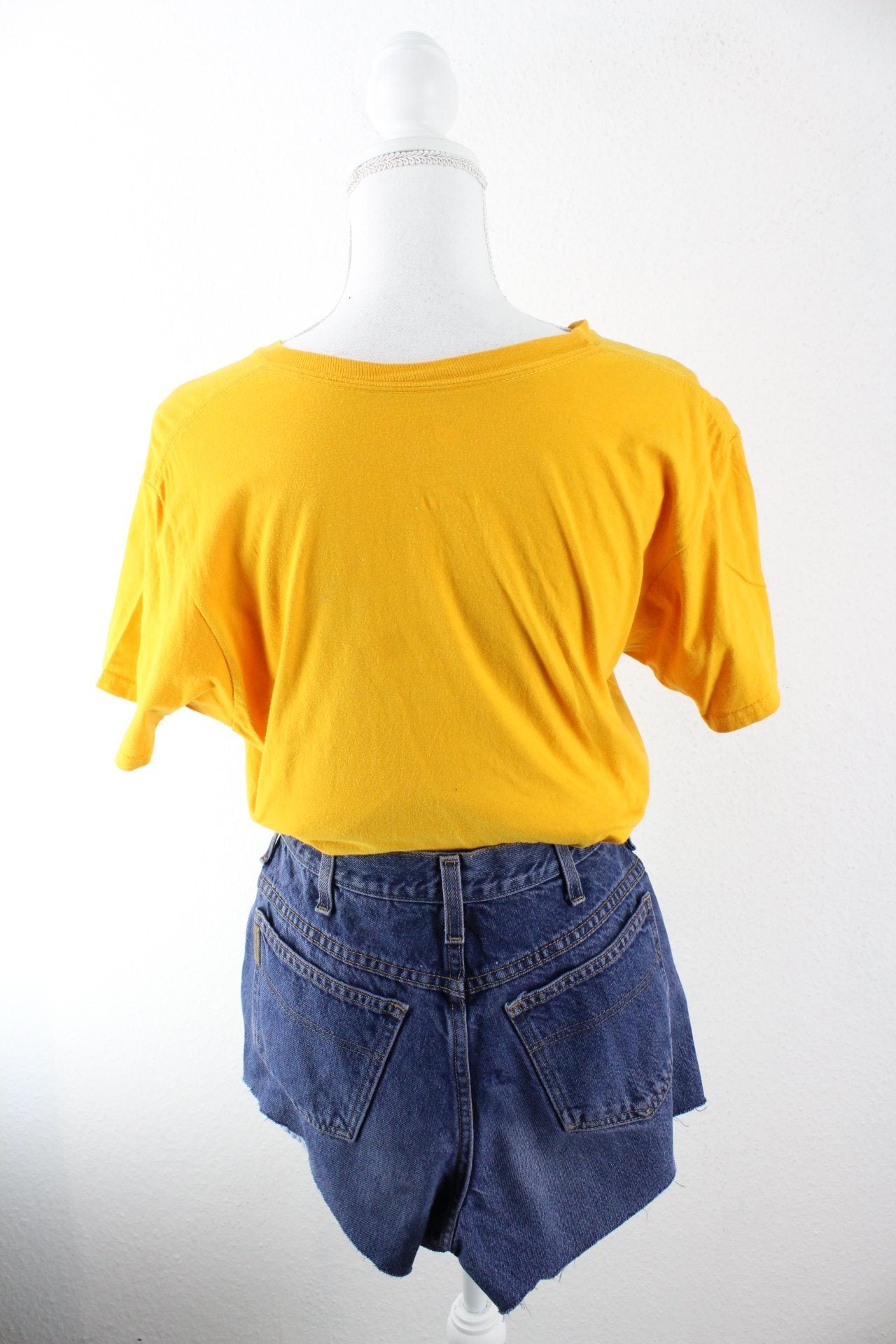 Vintage Hanes NKA T-Shirt (M) Vintage & Rags