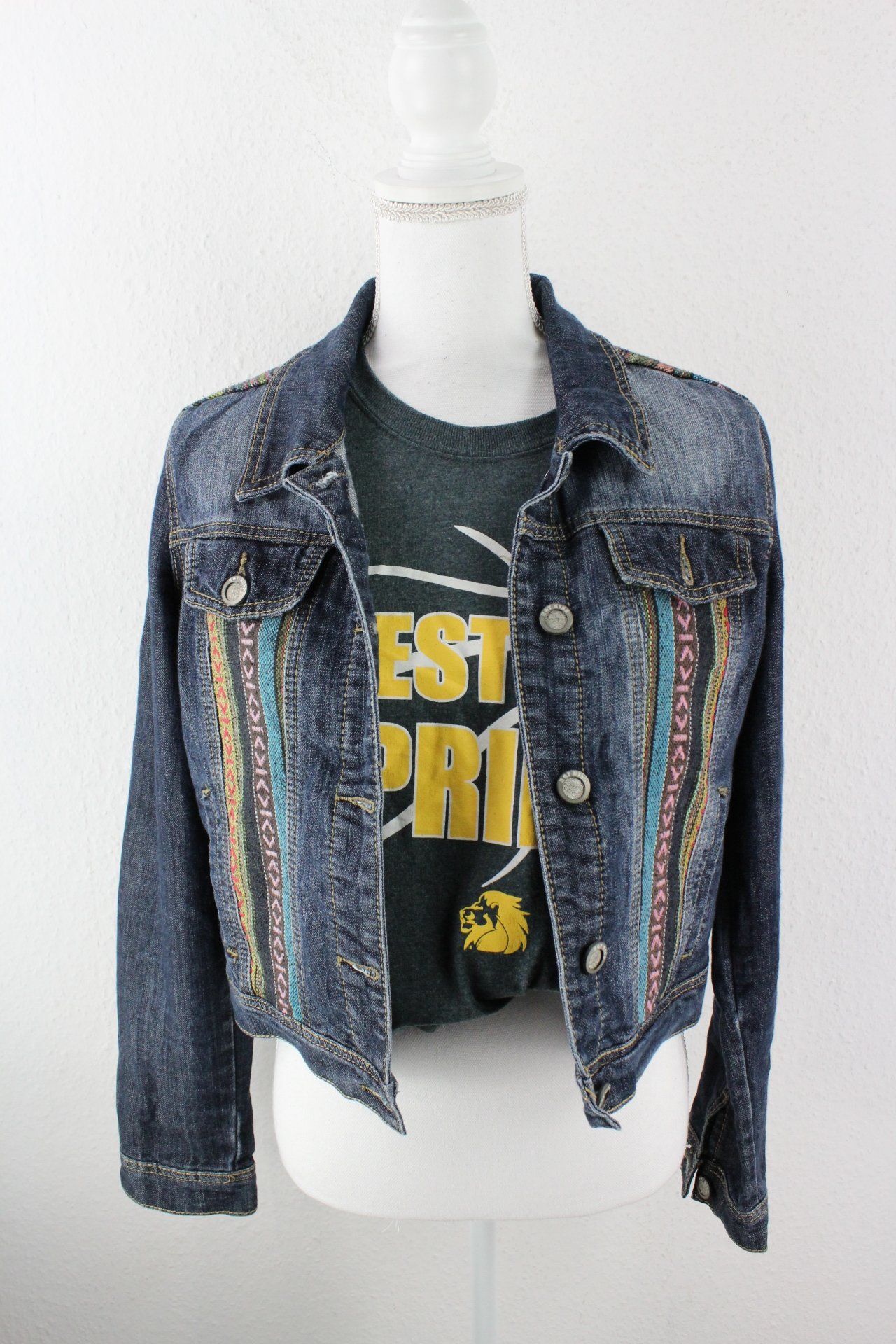 Vintage Hot Kiss Denim Jeans Jacket (M) Vintage & Rags