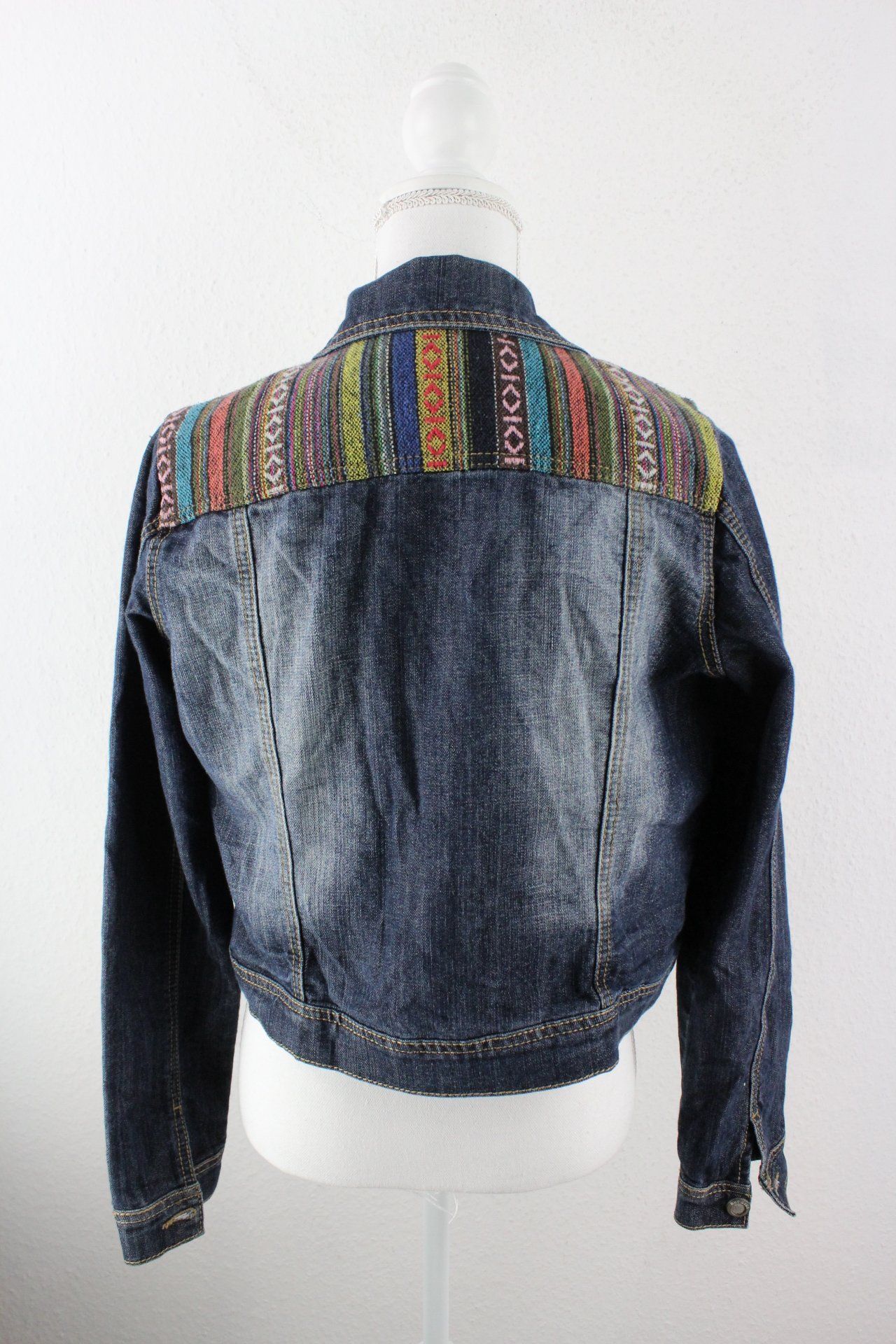 Vintage Hot Kiss Denim Jeans Jacket (M) Vintage & Rags