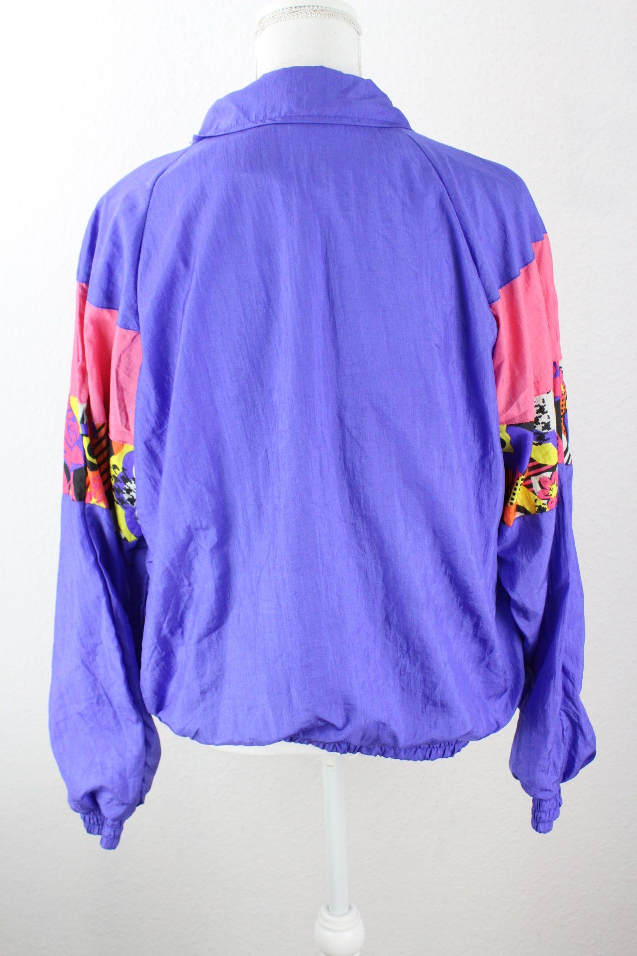 Vintage Longstreet Floral Windbreaker (L) Vintage & Rags