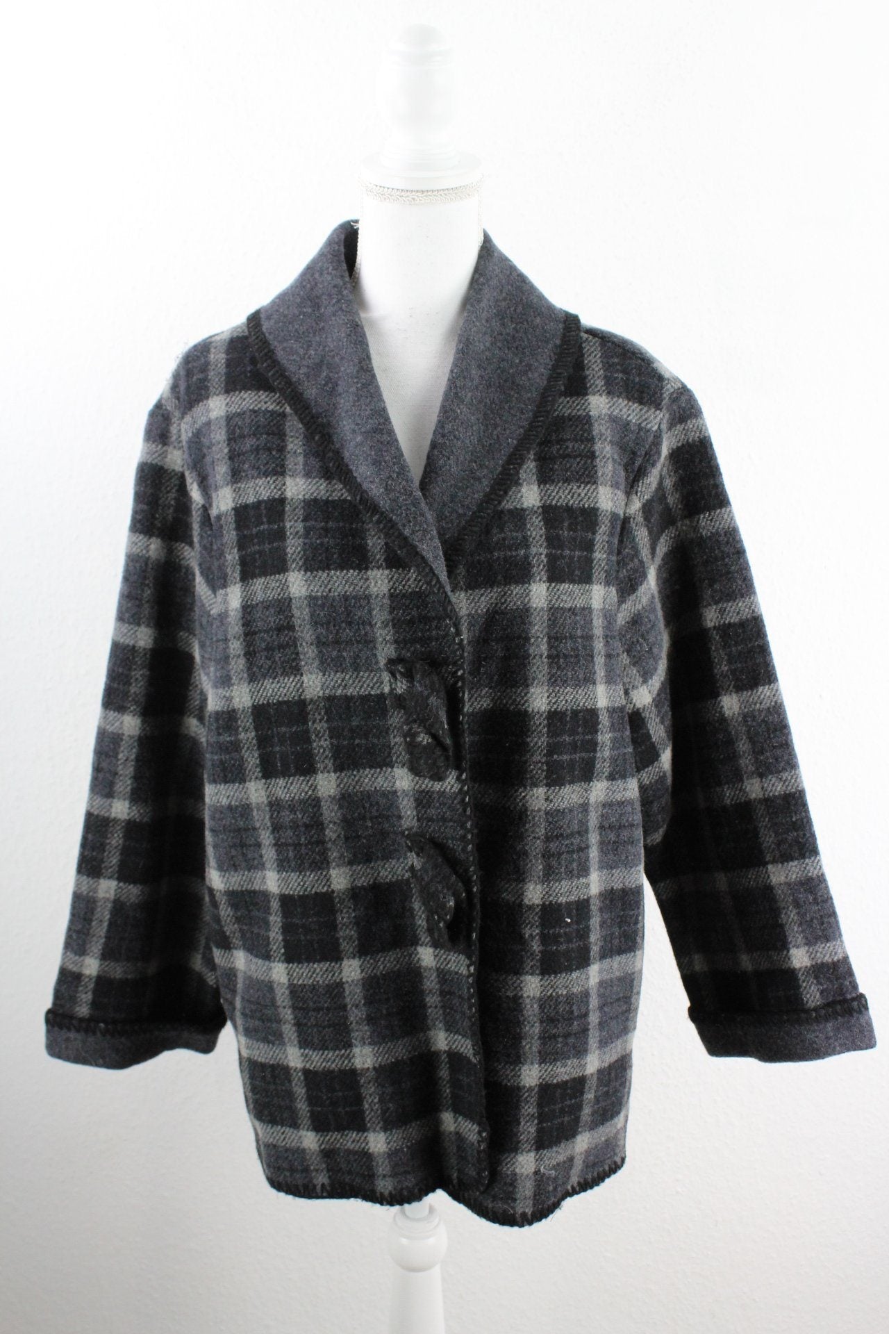 Vintage LT Black Coat (L) Vintage & Rags
