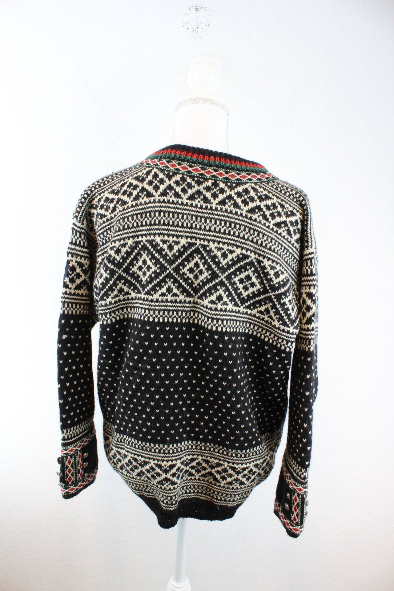 Vintage Norway Cardigan (L) Vintage & Rags