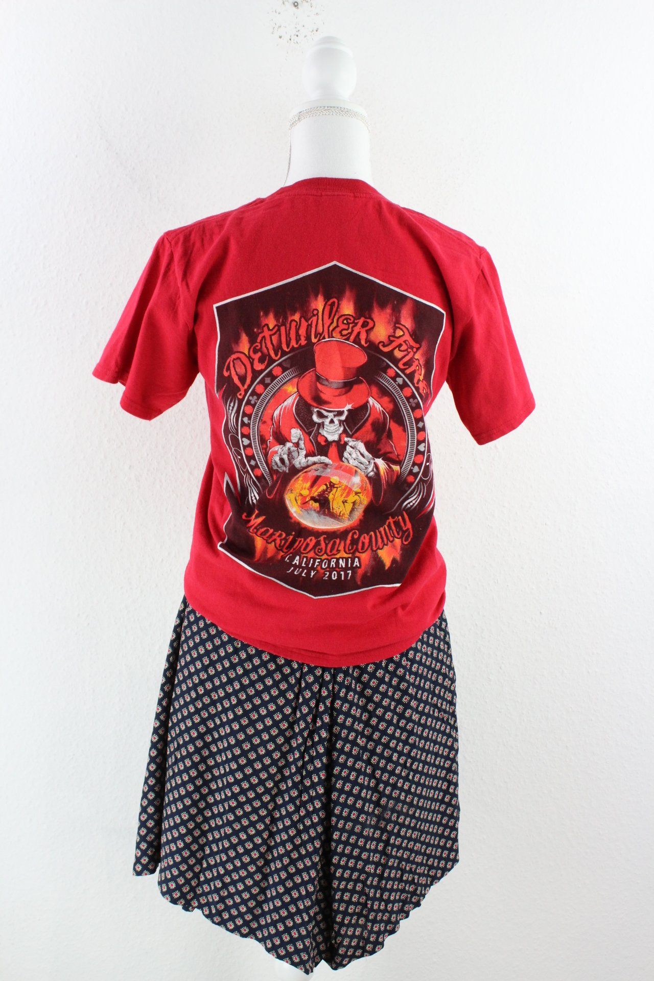 Vintage Red Yosemite T-Shirt (M) Vintage & Rags