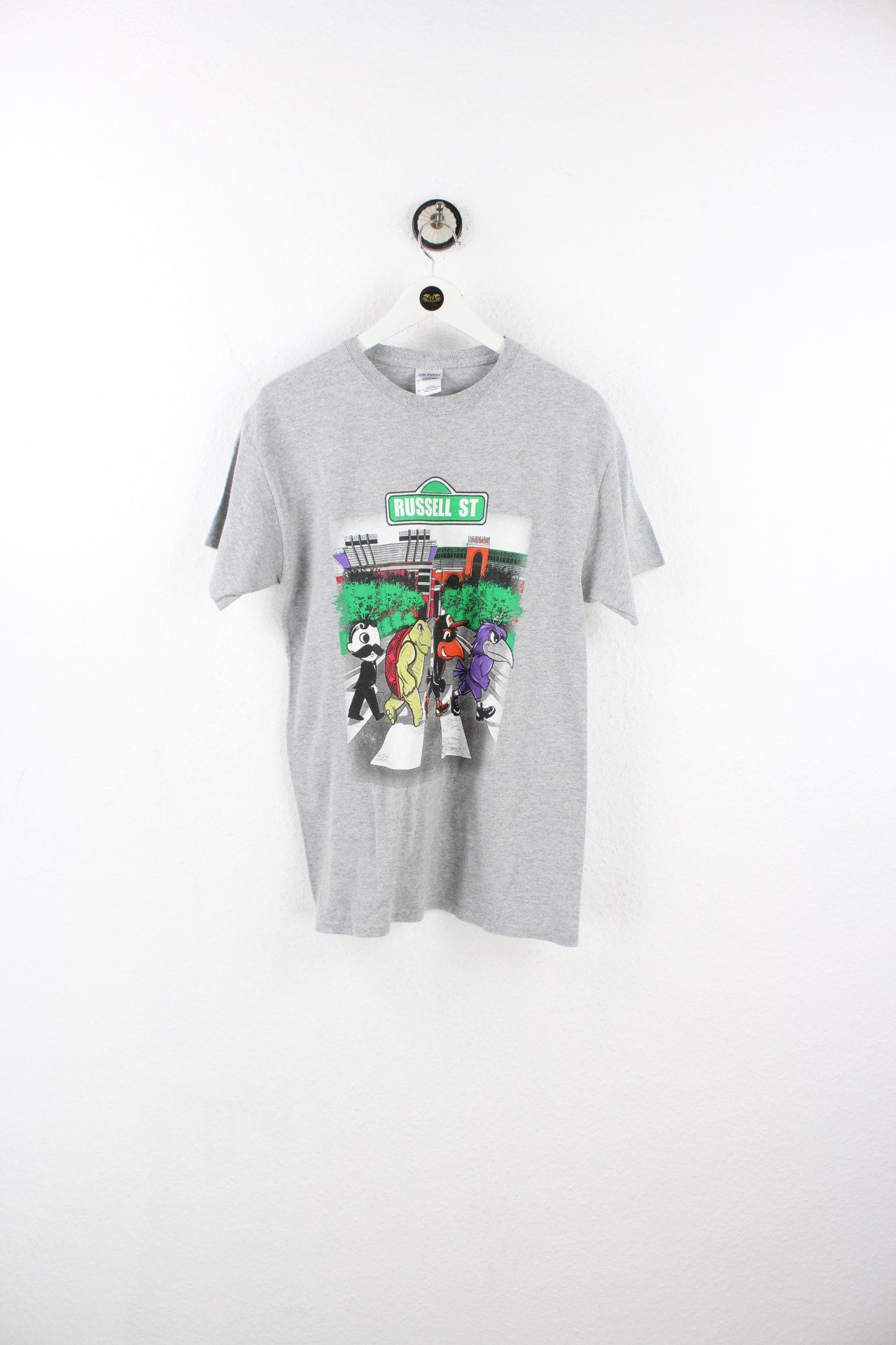 Vintage Russell St. T-Shirt (M) Vintage & Rags