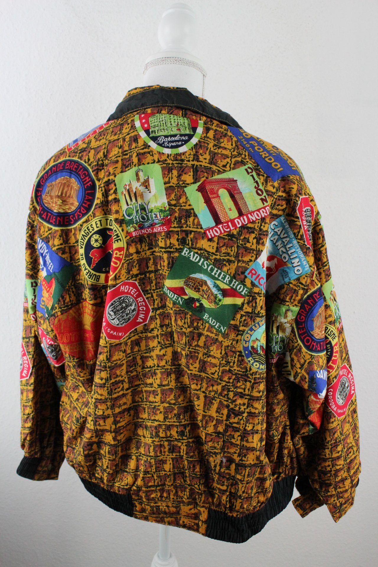 Vintage Sightseeing Jacket (L) Vintage & Rags
