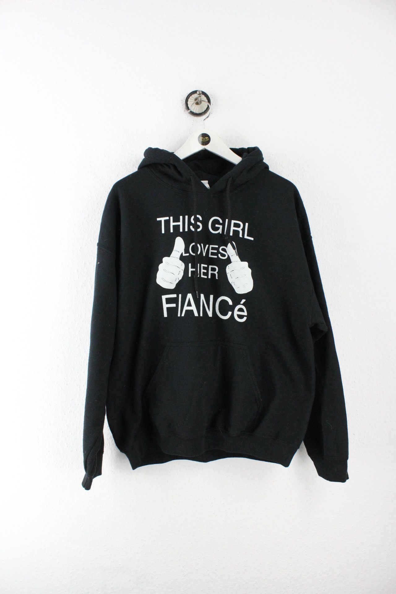 Vintage This Girl Loves Her Fiancé Hoodie (L) Yeeco KG