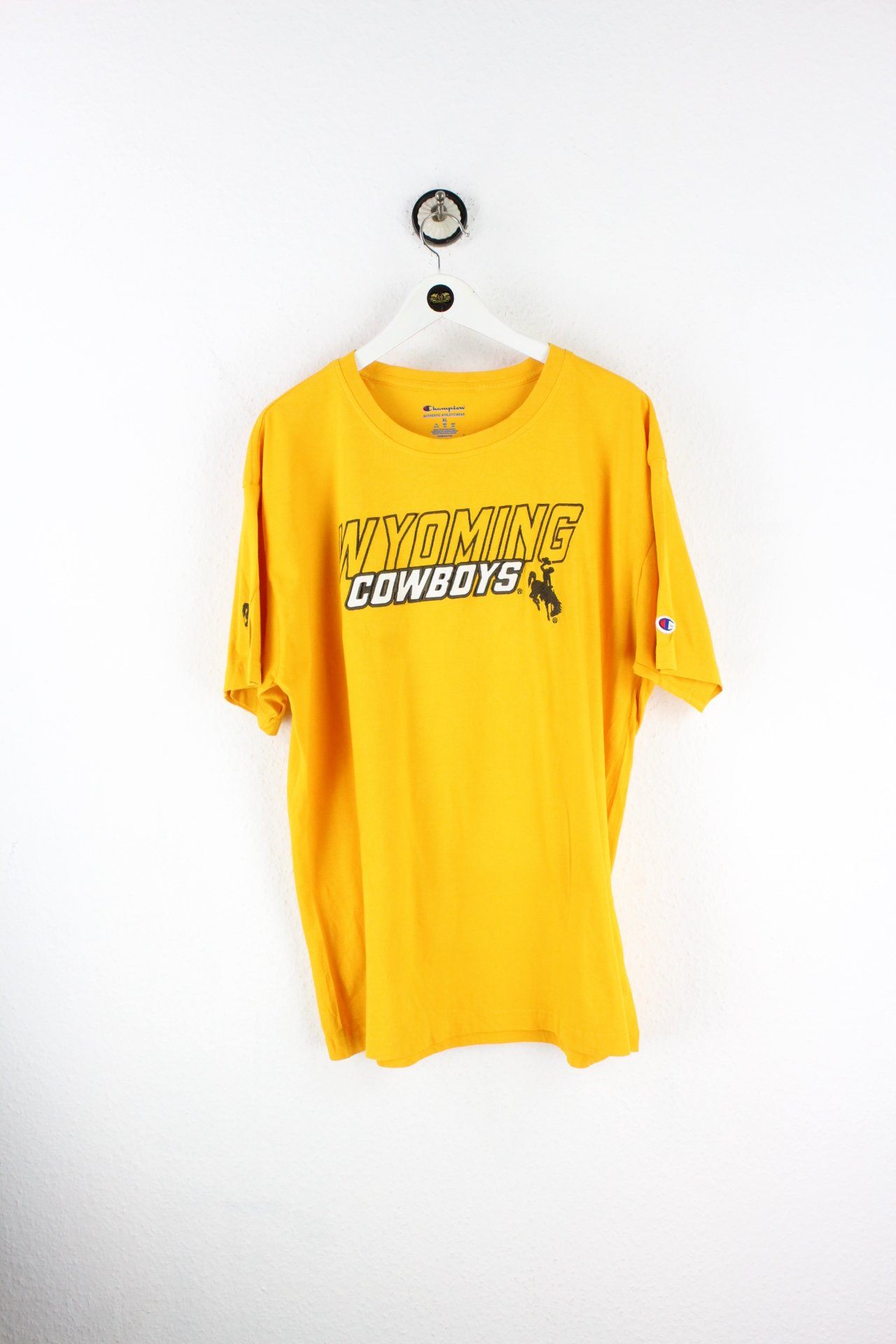 Vintage Wyoming Cowboys T-Shirt (XL) Vintage & Rags