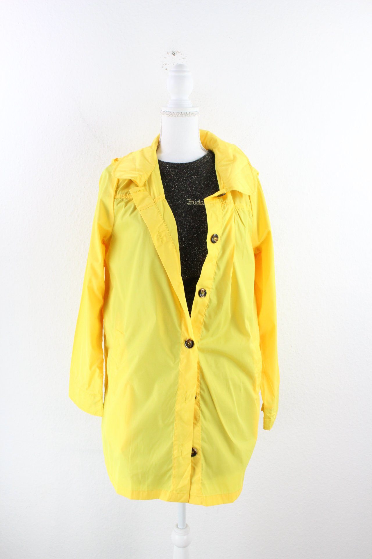 Vintage Yellow Rainjacket (M) Vintage & Rags
