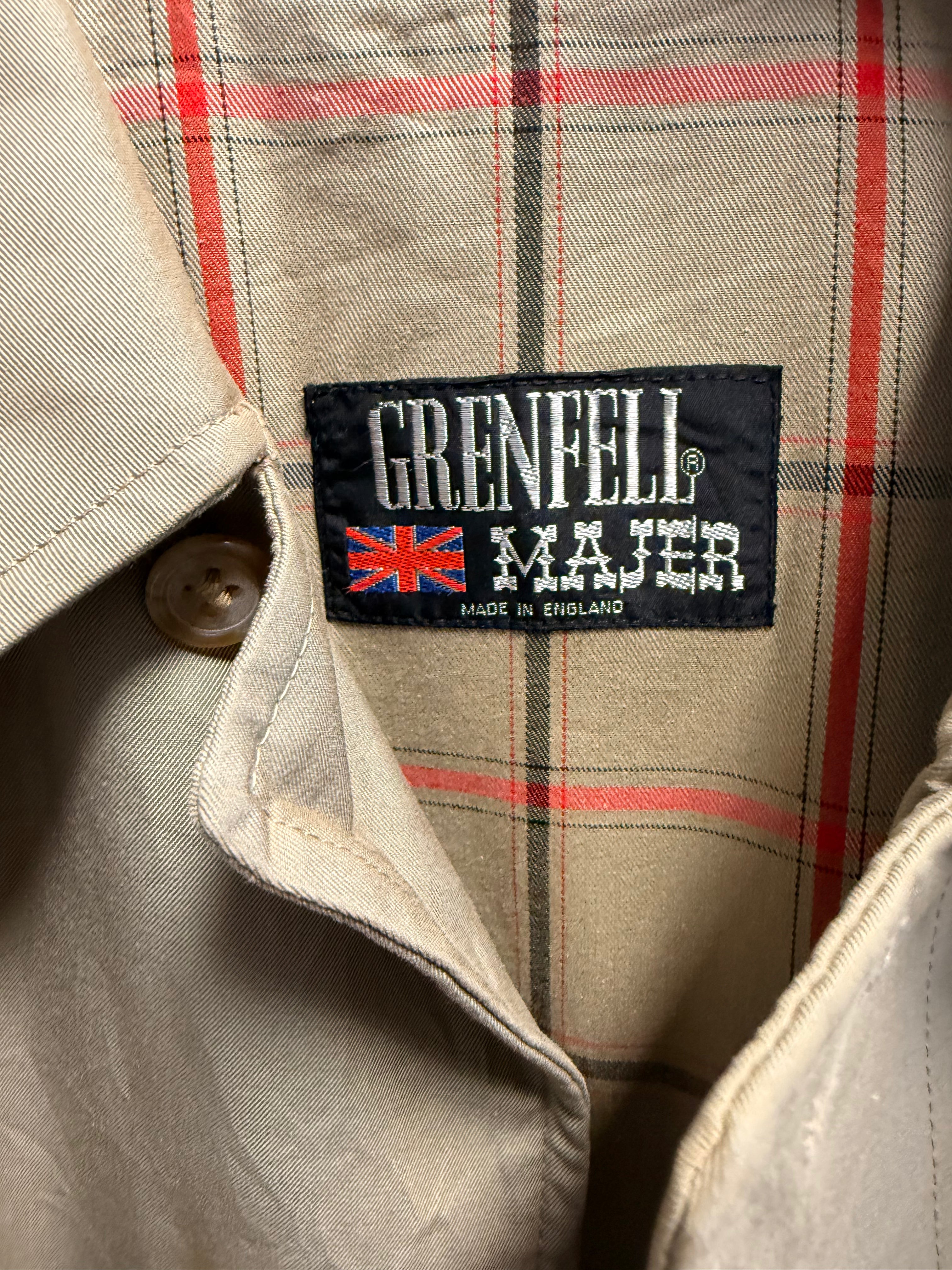 Vintage Grenfeli Majer Trenchcoat (44)