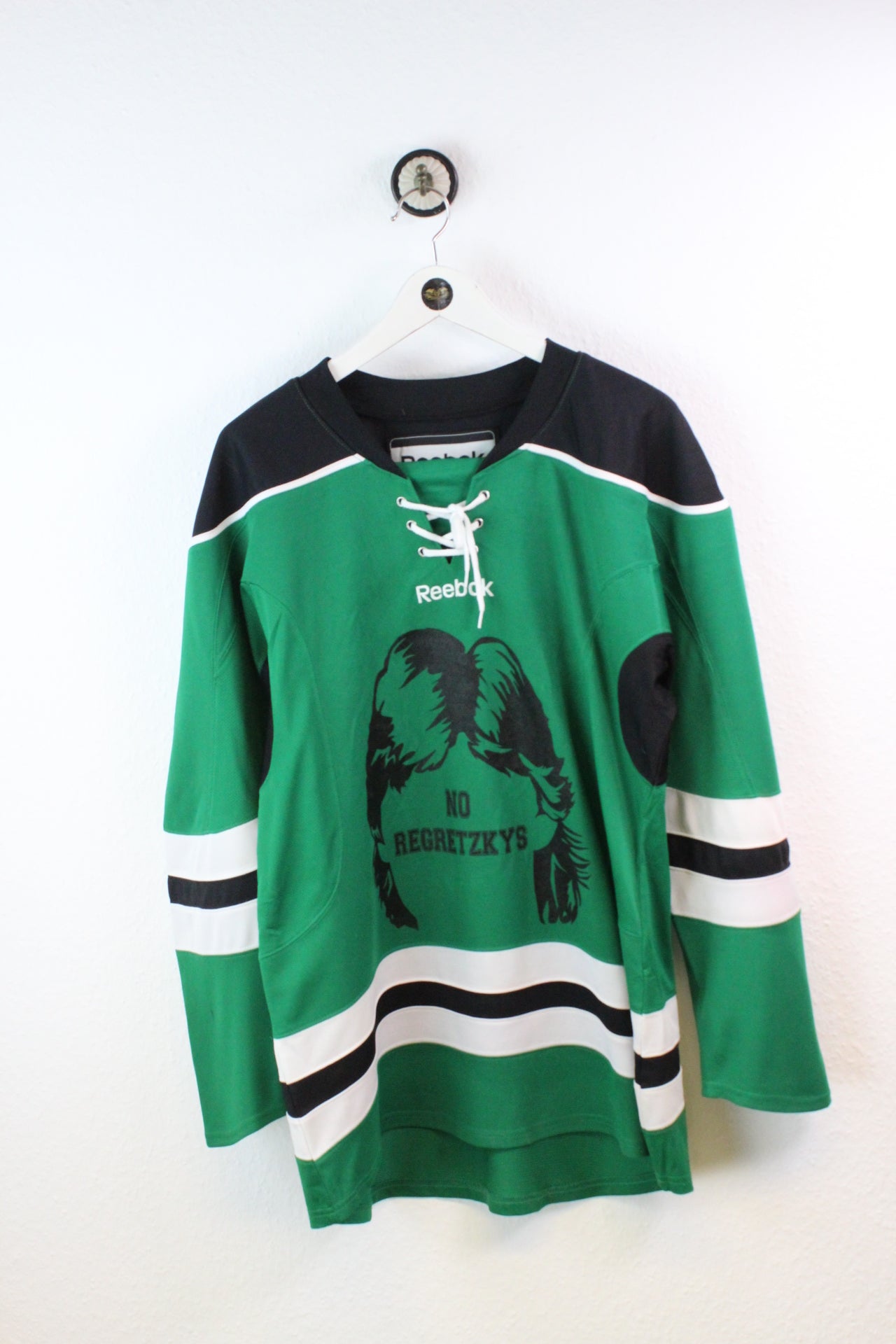 Vintage NHL Reebok No Regretkys Jersey (M)