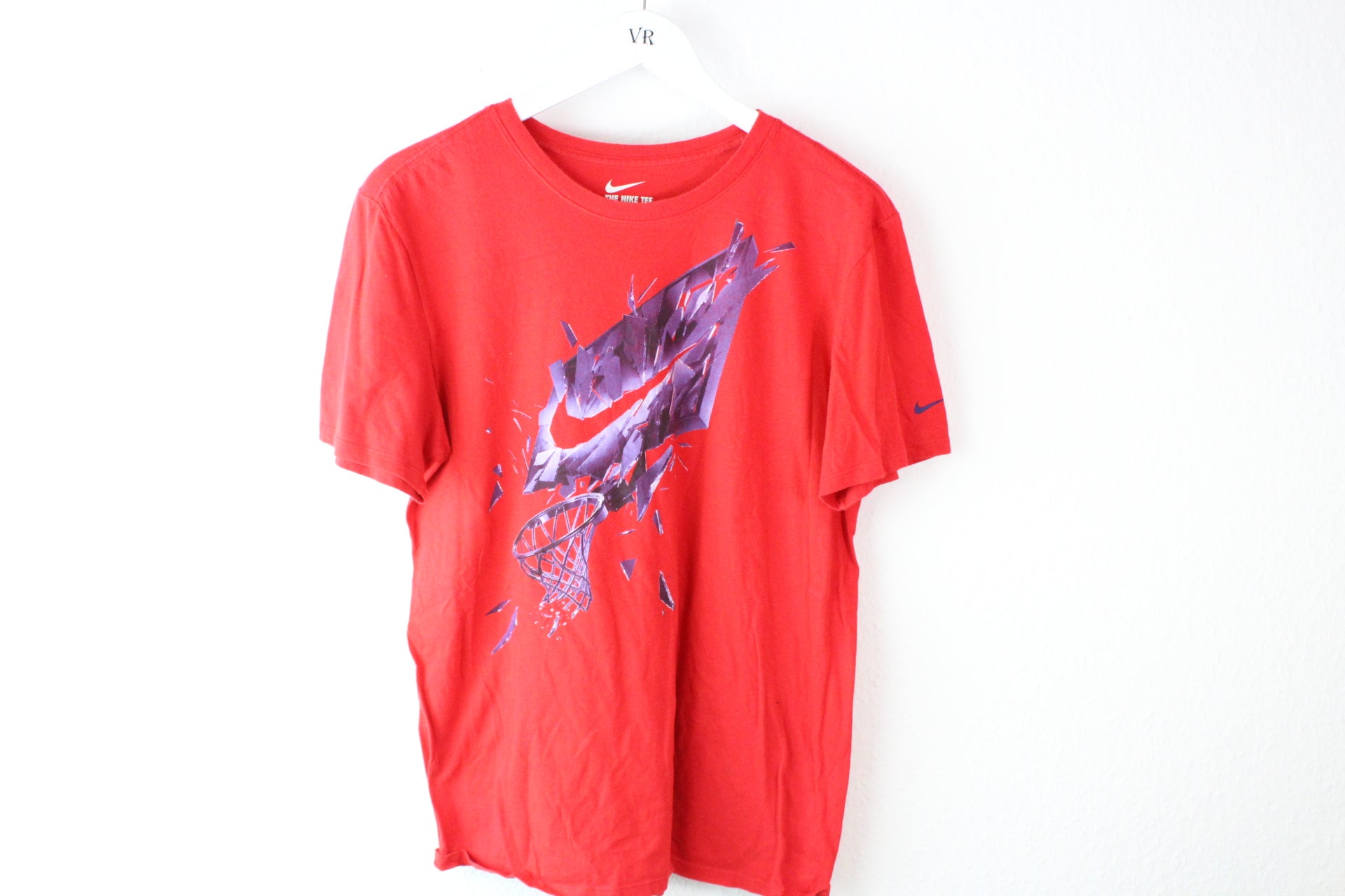 Vintage Graphic Nike T-Shirt (M)