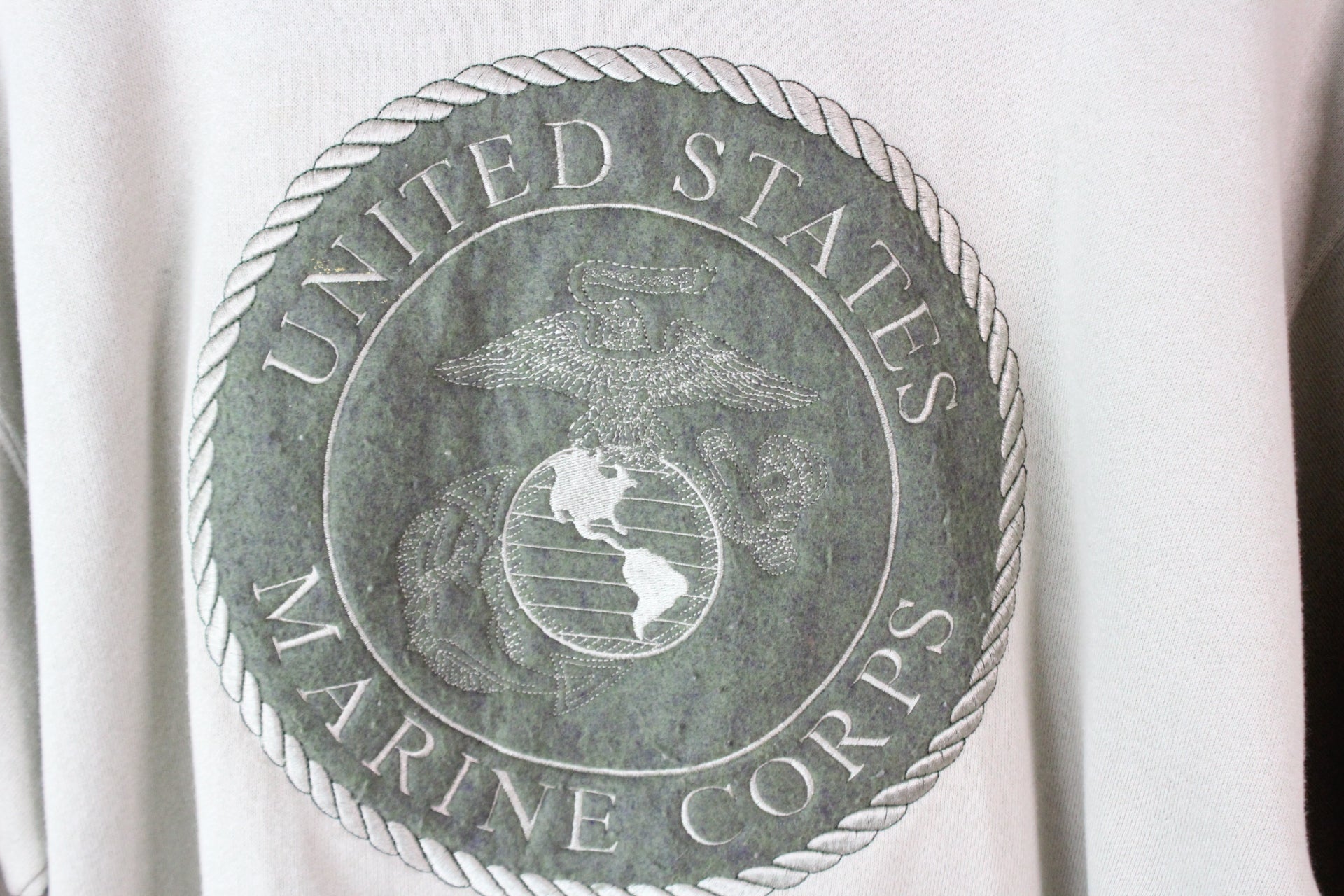 Vintage United States Marine Copps Sweatshirt (L)