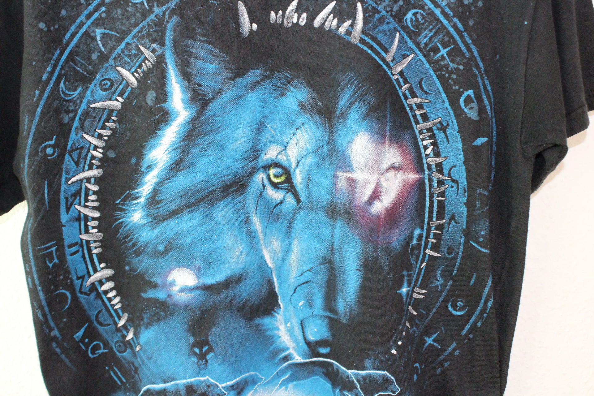Vintage Wolf Tshirt (M)