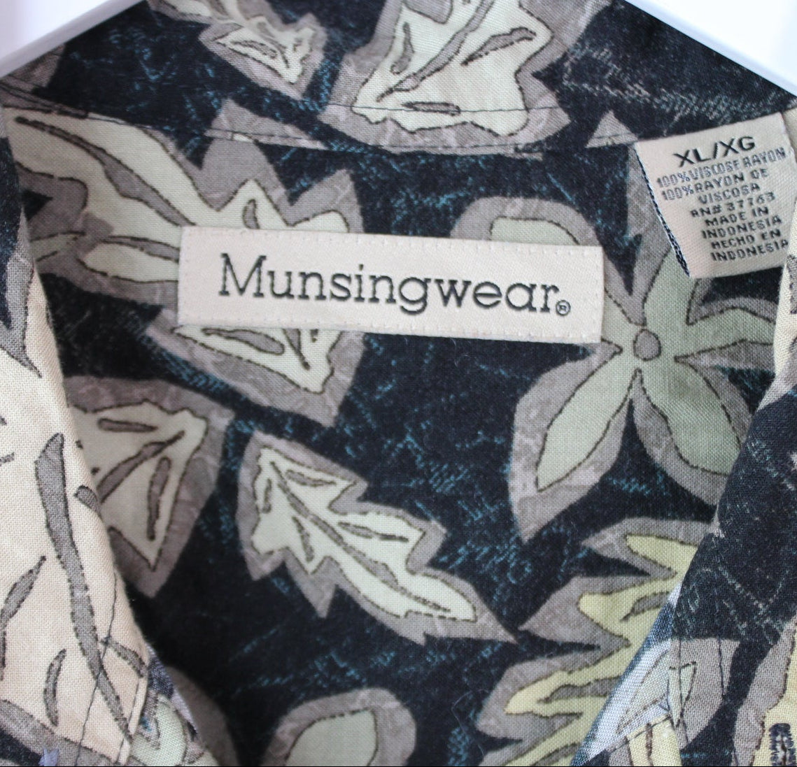 Vintage BlumenMuster Hawaii Shirt (XL)
