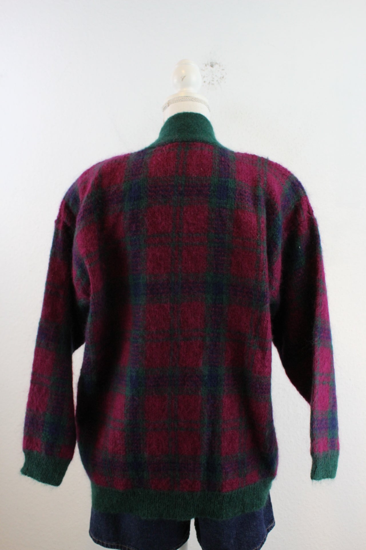 Vintage Portraits Cardigan (XL) - Vintage & Rags