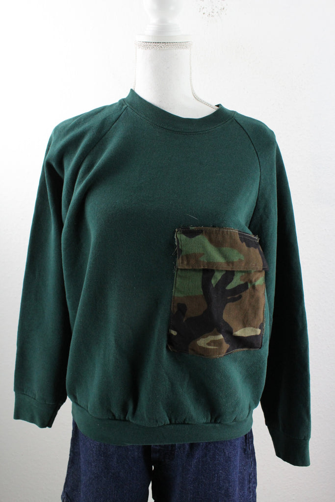 Vintage Green Pocket Sweatshirt (M) - Vintage & Rags