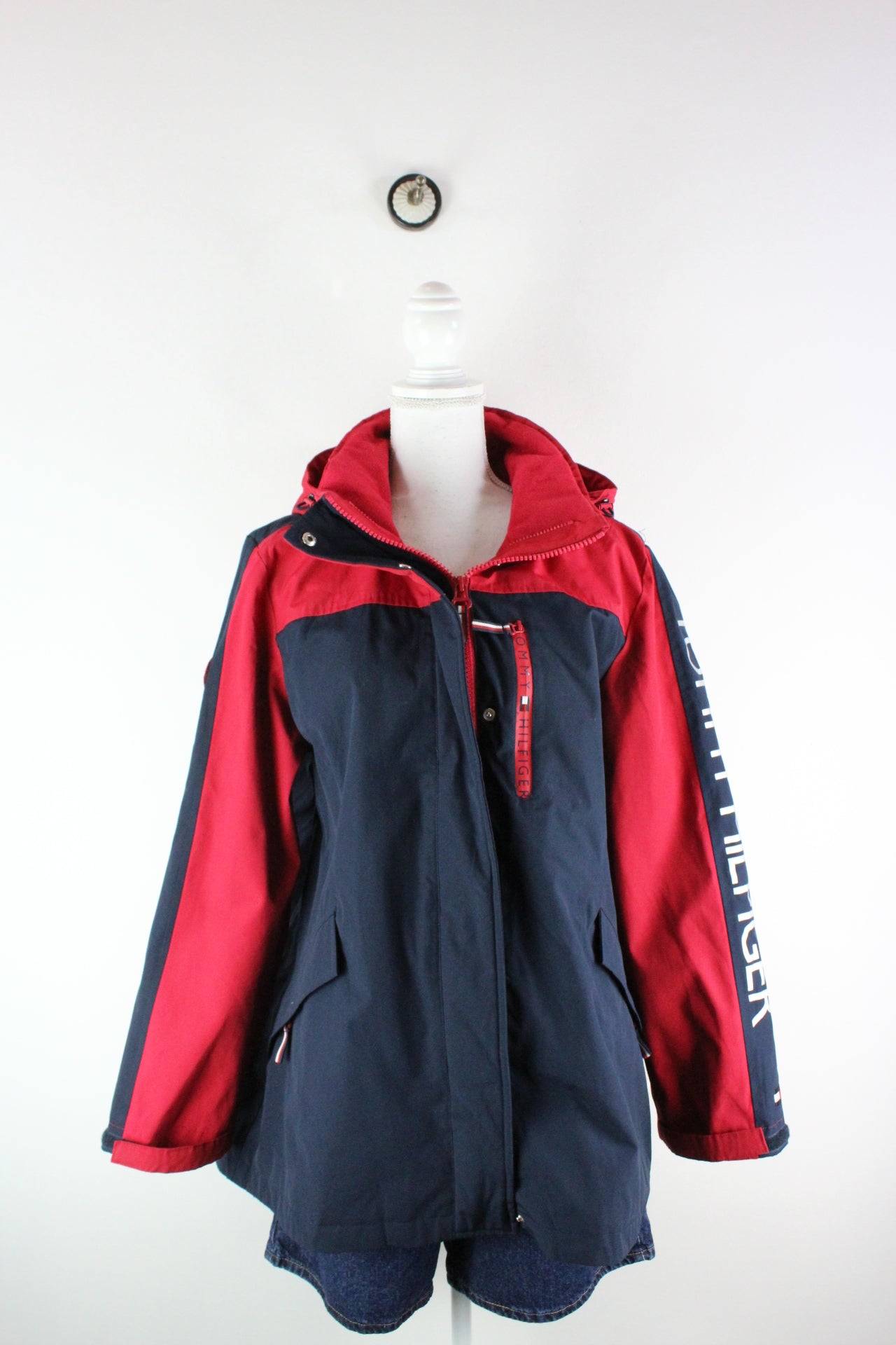 Vintage Tommy Hilfiger Jacket (M) - Vintage & Rags