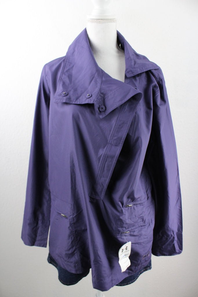 Vintage Under Armor Raincoat (L) - Vintage & Rags