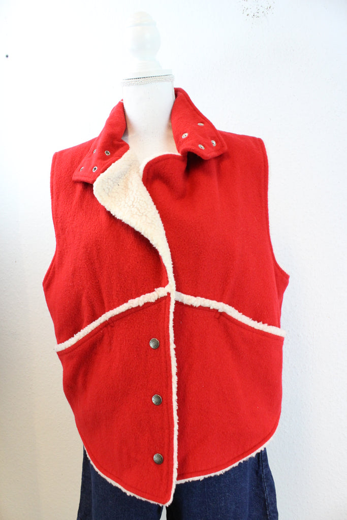 Vintage Red Calvin Klein Vest (M) - Vintage & Rags