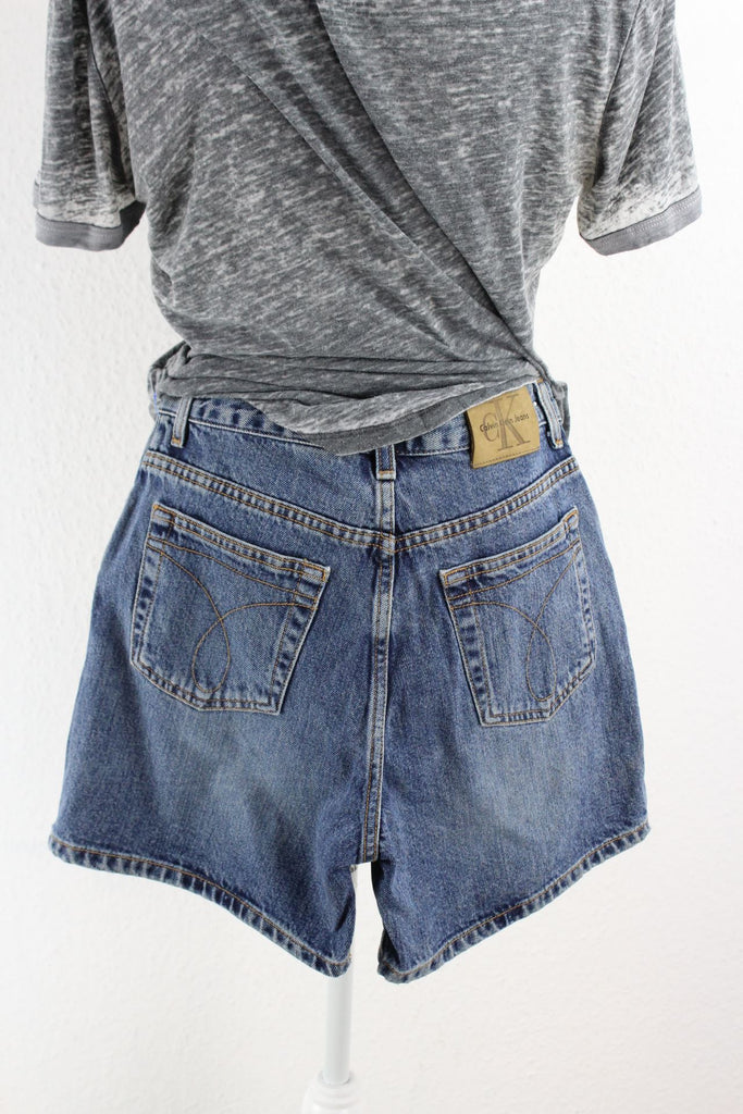 Vintage Calvin Klein Denim Shorts (4) Vintage & Rags 