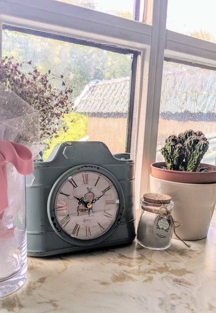 Vintage Camera Clock - Vintage & Rags