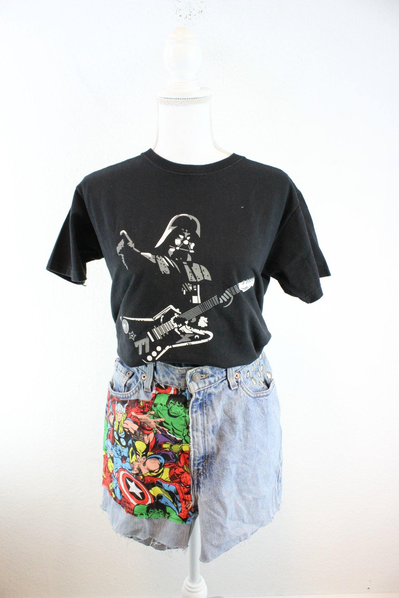 Vintage Darth Vader Guitar T-Shirt (S) Vintage & Rags 