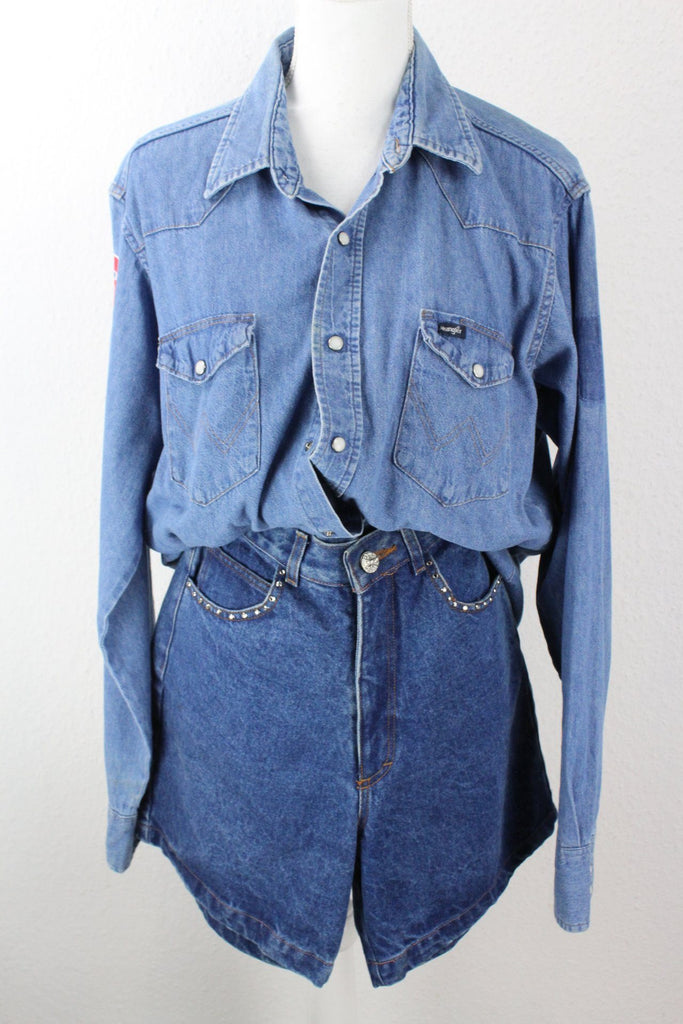 Vintage Wrangler Denim Shirt (XL) Vintage & Rags 